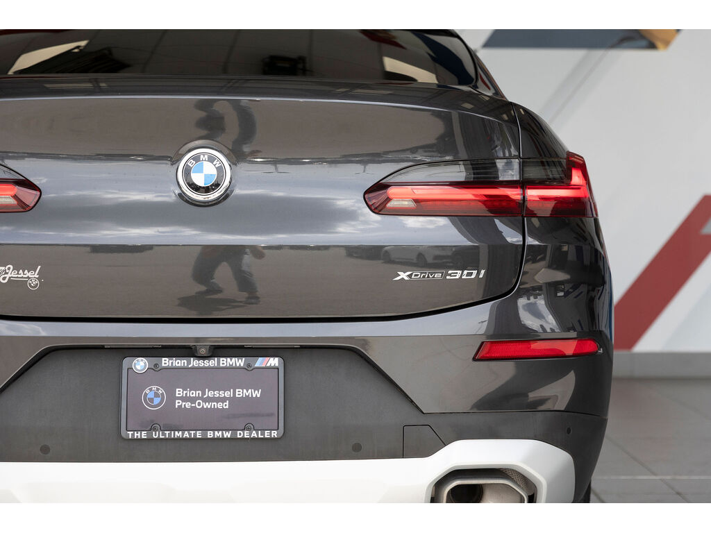 2022 BMW X4 xDrive30i, Vancouver, Cash