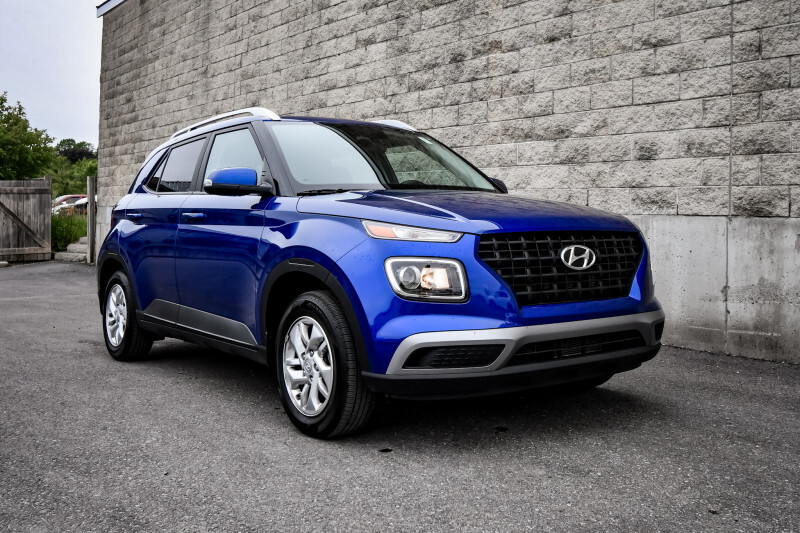 2023 Hyundai Venue Preferred  • HEATED SEATS/STEERING • REMOTE START