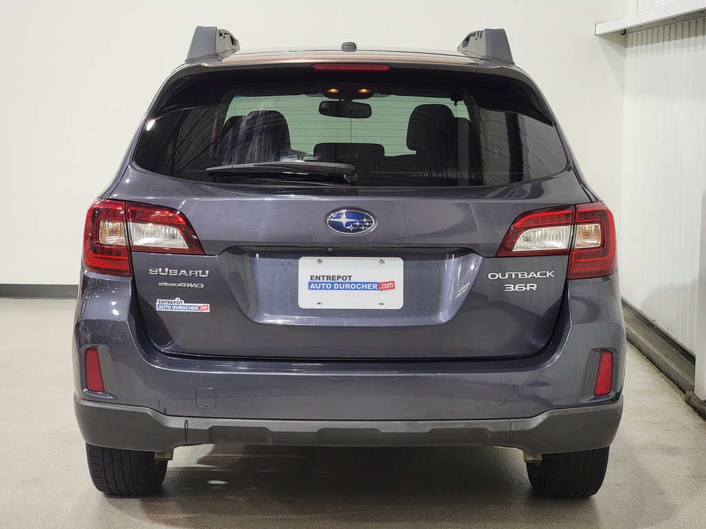 Subaru Outback 2015