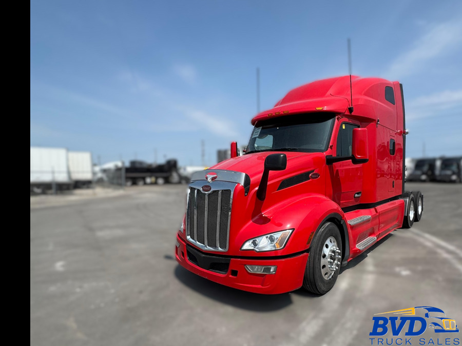 2023 Peterbilt 579 