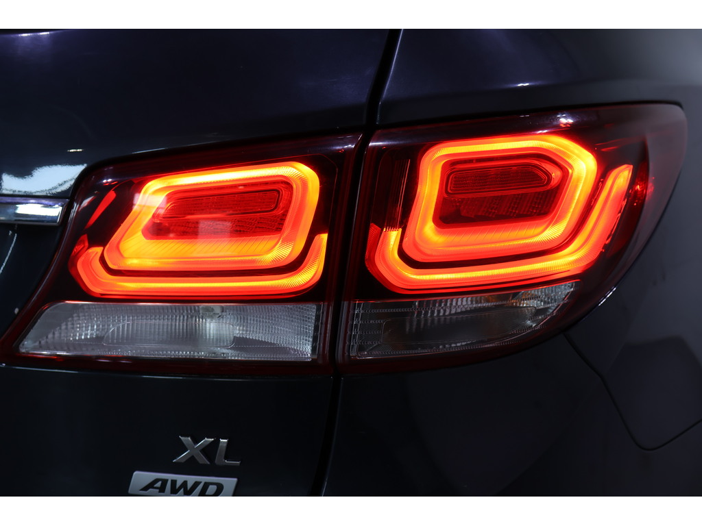 2017 Hyundai Santa Fe XL Limited, Toronto, Cash