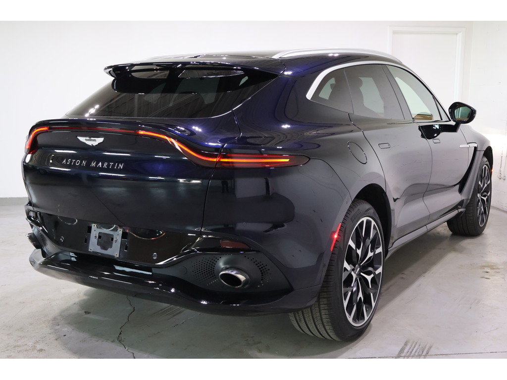 2021 Aston Martin DBX AWD, Toronto, Cash