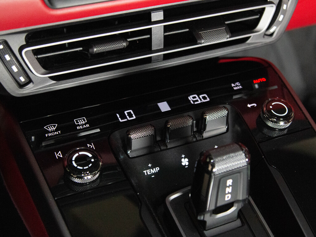2021 Porsche 911 Carrera 4, Toronto, Cash