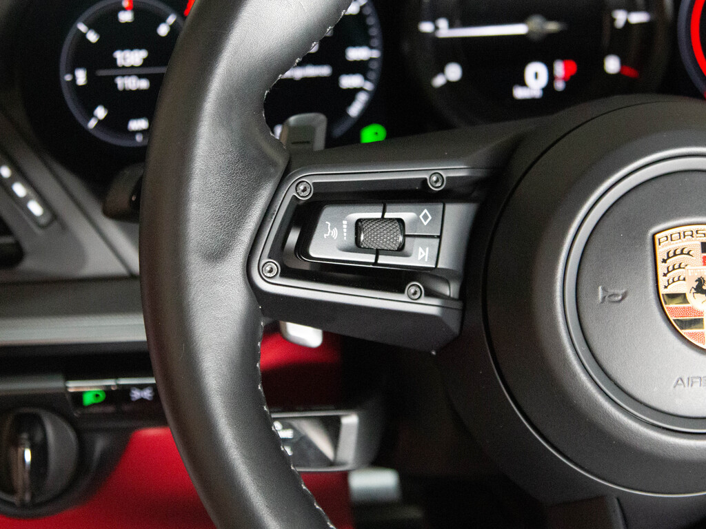 2021 Porsche 911 Carrera 4, Toronto, Cash