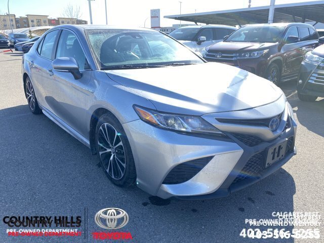 2020 Toyota Camry Hybrid SE - Sunroof - Heated Leather