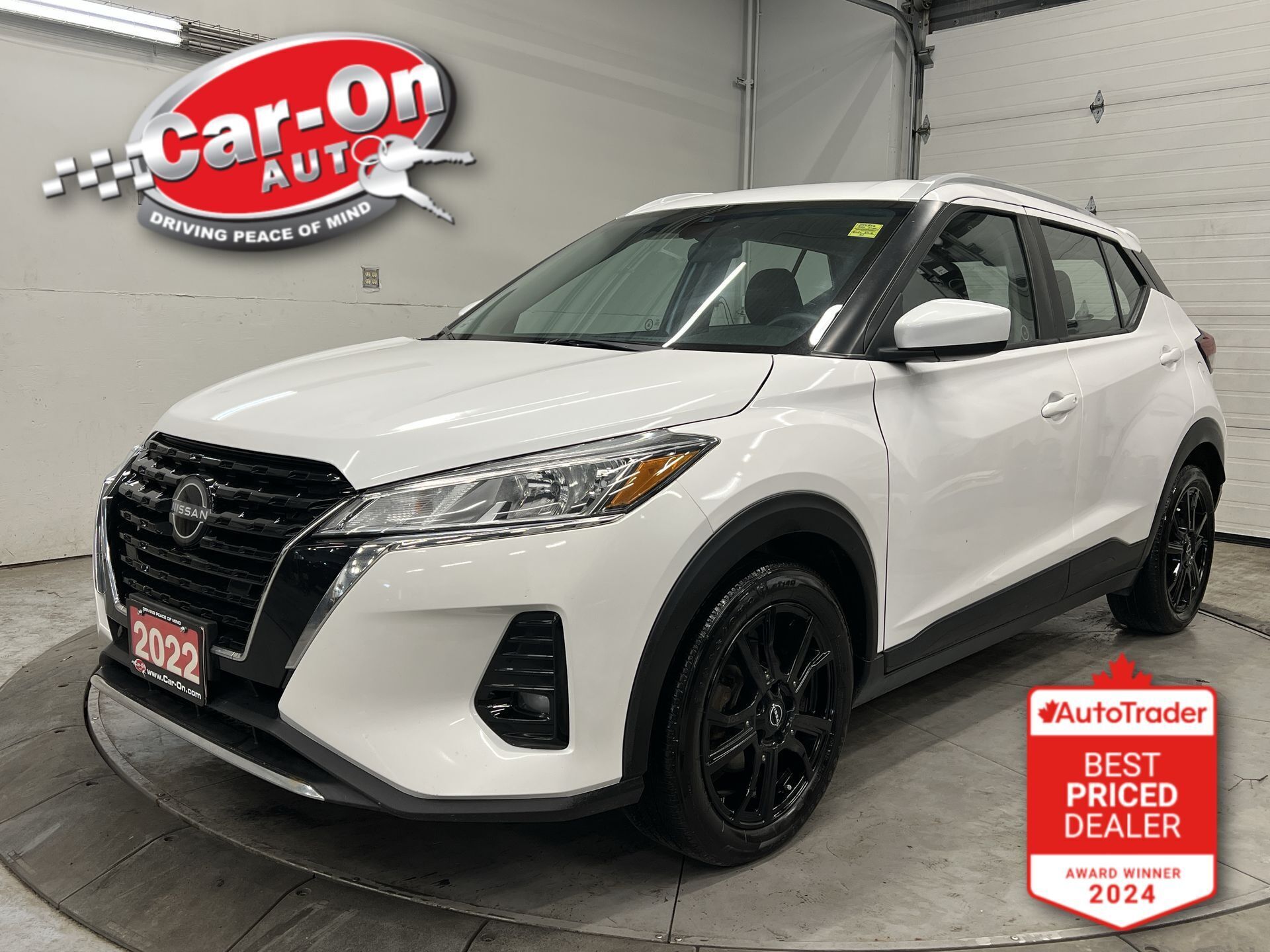 2022 Nissan Kicks SV| LOW KMS| HTD SEATS| CARPLAY| REMOTE START