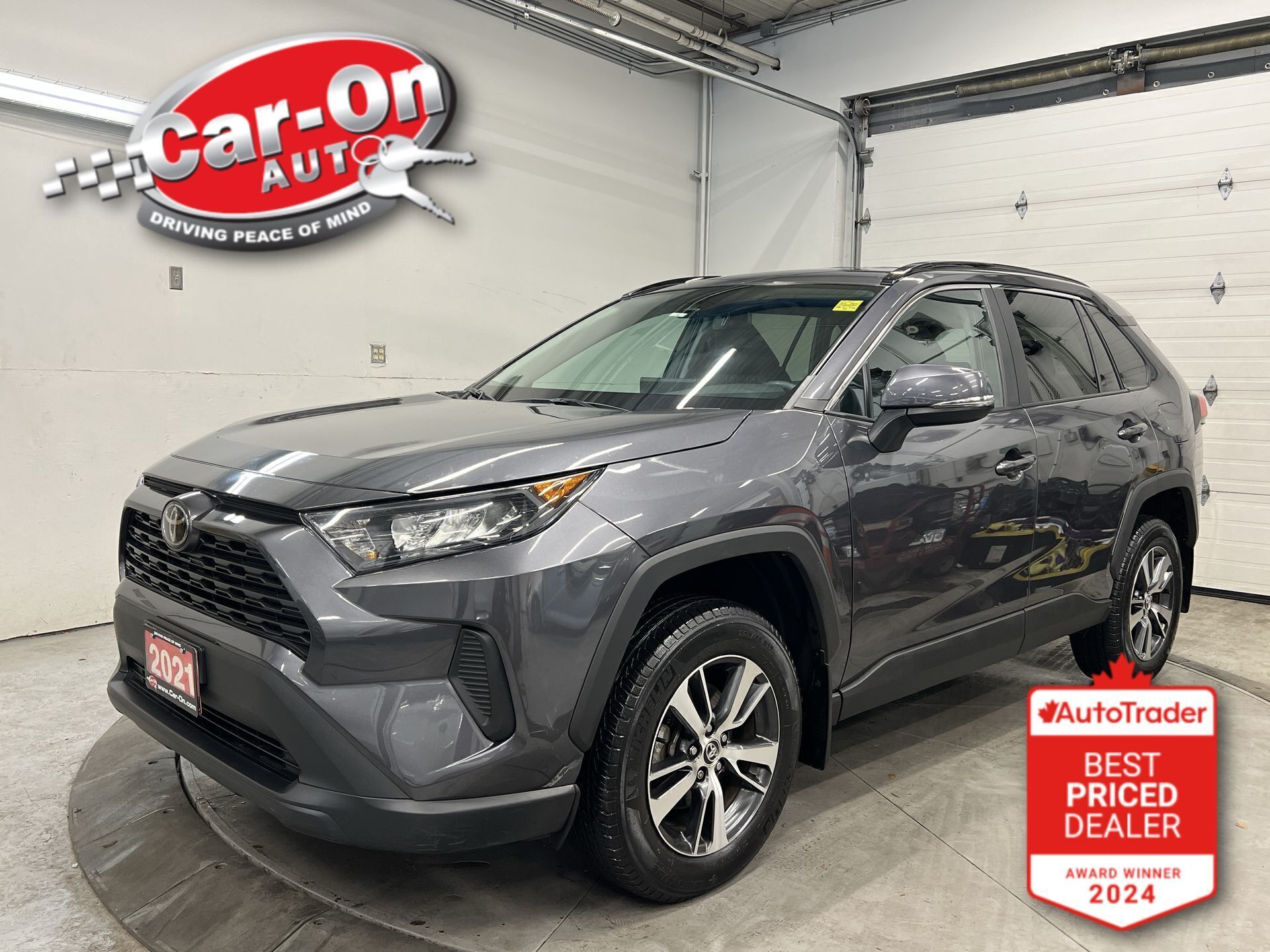 2021 Toyota RAV4 AWD | ONLY 18,000KMS!! | HEATED SEATS | CARPLAY