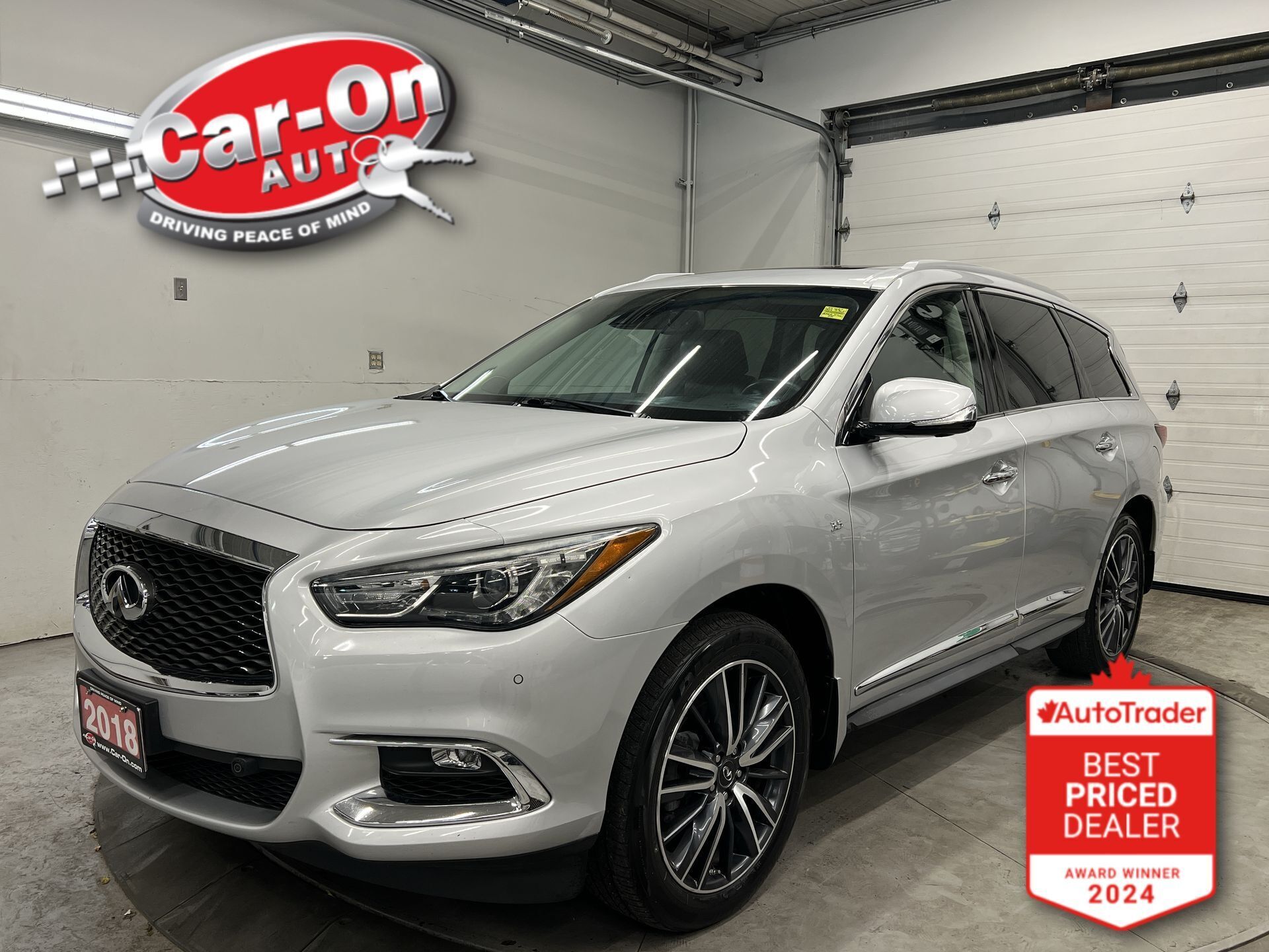 2018 Infiniti QX60 AWD| 7-PASS| TOURING PKG| LEATHER| SUNROOF| NAV