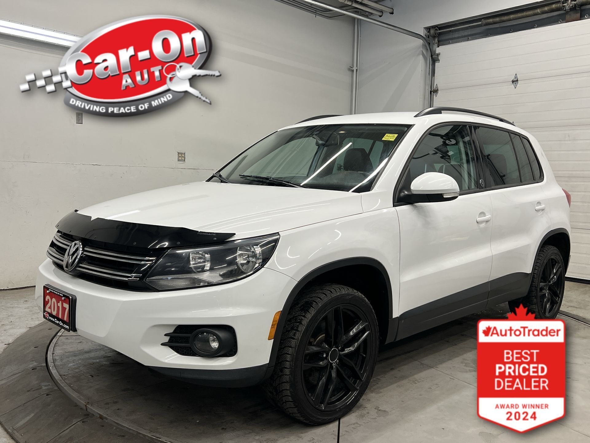 2017 Volkswagen Tiguan WOLFSBURG AWD| LOW KMS| LEATHER| HTD SEATS|CARPLAY