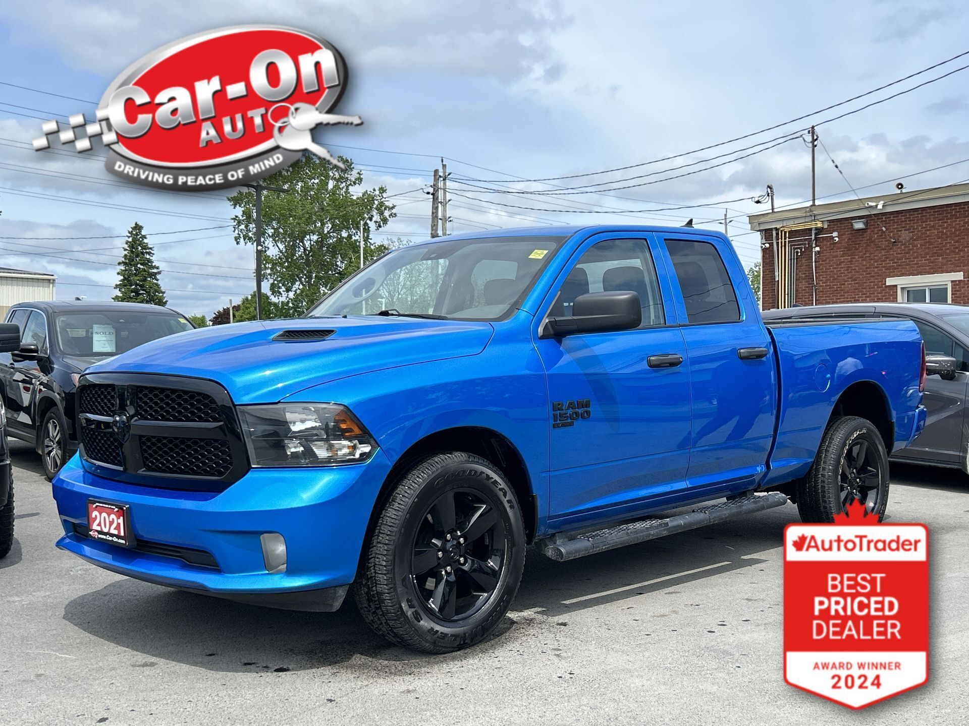 2021 Ram 1500 Classic EXPRESS 4X4 | NIGHT EDITION | HTD SEATS | CARPLAY