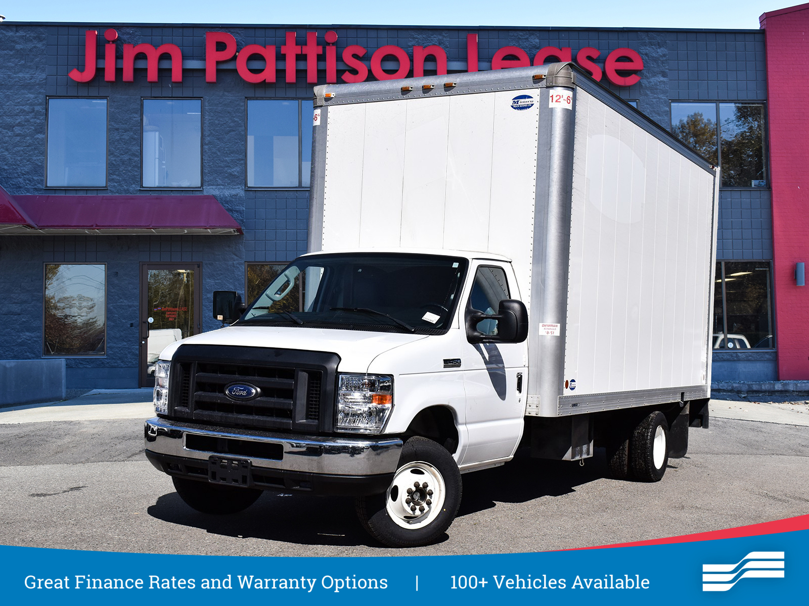 2019 Ford E-Series Cutaway E-450 Cube van w/Power Tail Gate