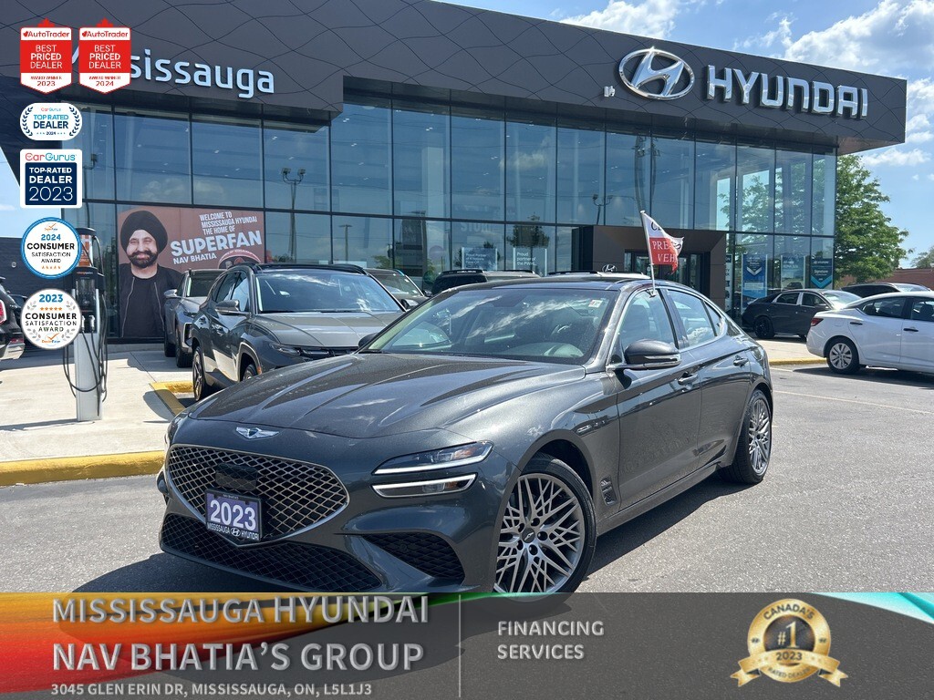 2023 Genesis G70 2.0T | Advanced | AWD | CarPlay | Rear Camera