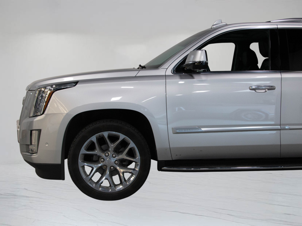 2019 Cadillac Escalade ESV Luxury, Toronto, Cash