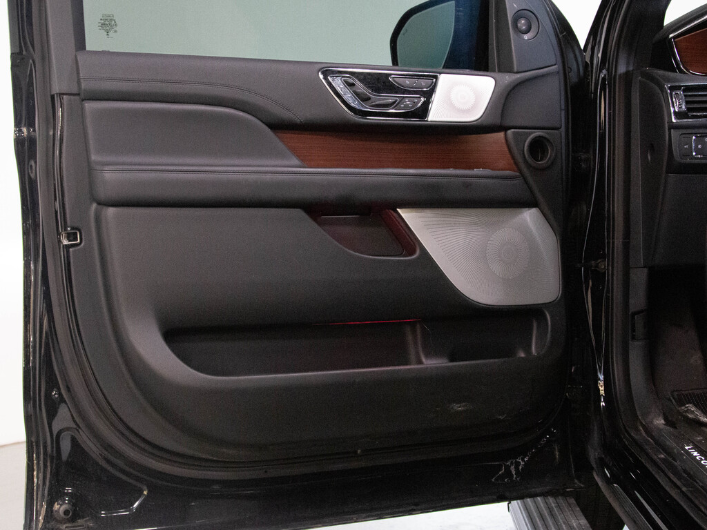 2023 Lincoln Navigator Reserve, Toronto, Cash