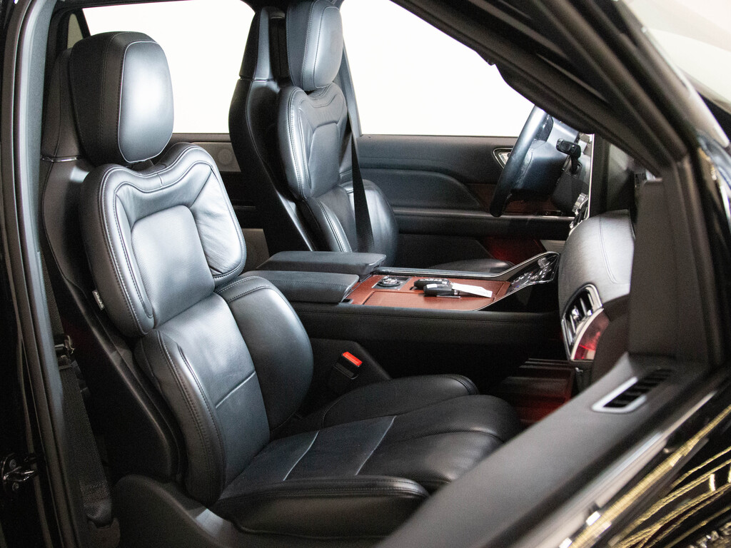 2023 Lincoln Navigator Reserve, Toronto, Cash