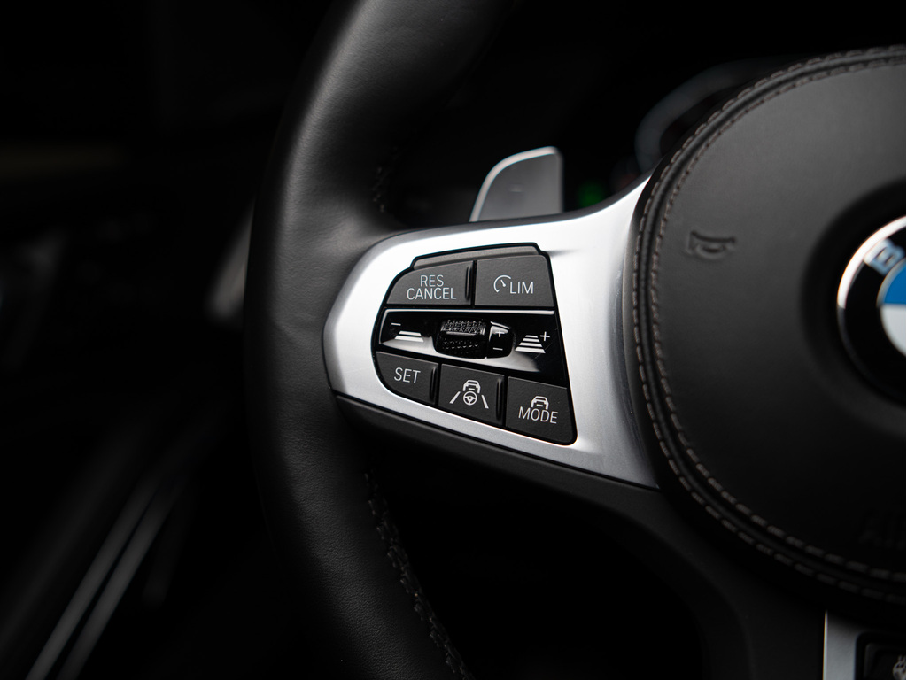 2023 BMW X6 xDrive40i, Toronto, Cash