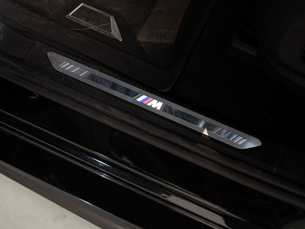 2023 BMW X6 xDrive40i, Toronto, Cash