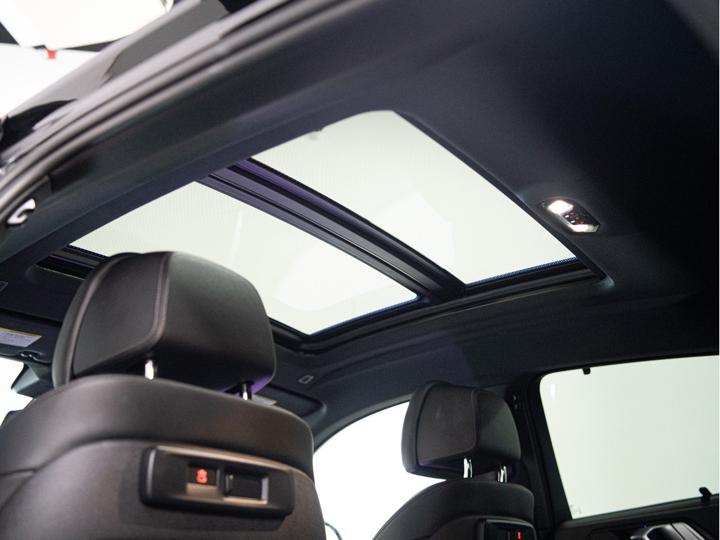 2023 BMW X6 xDrive40i, Toronto, Cash
