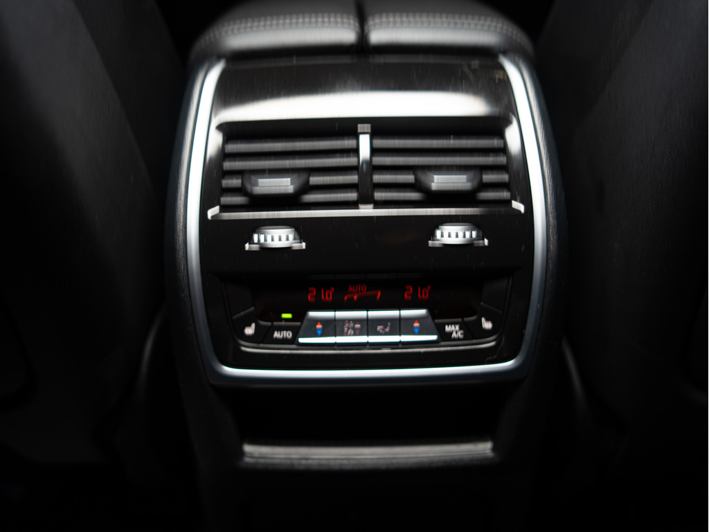 2023 BMW X6 xDrive40i, Toronto, Cash