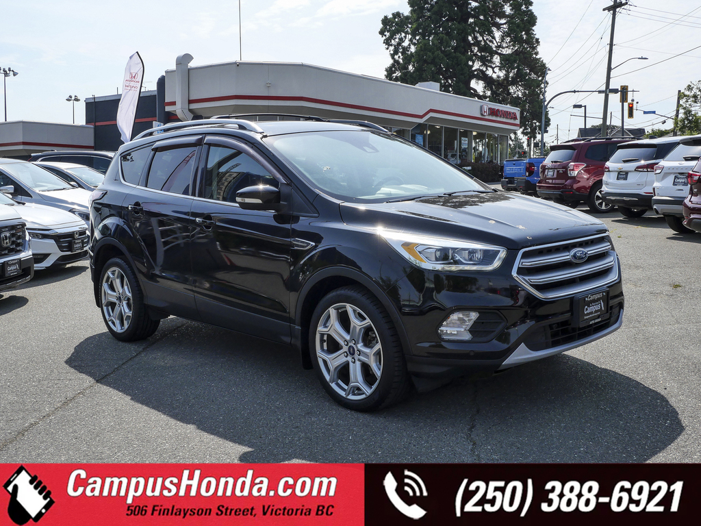 2017 Ford Escape 4WD 4dr Titanium | Local Vehicle | Low Km |
