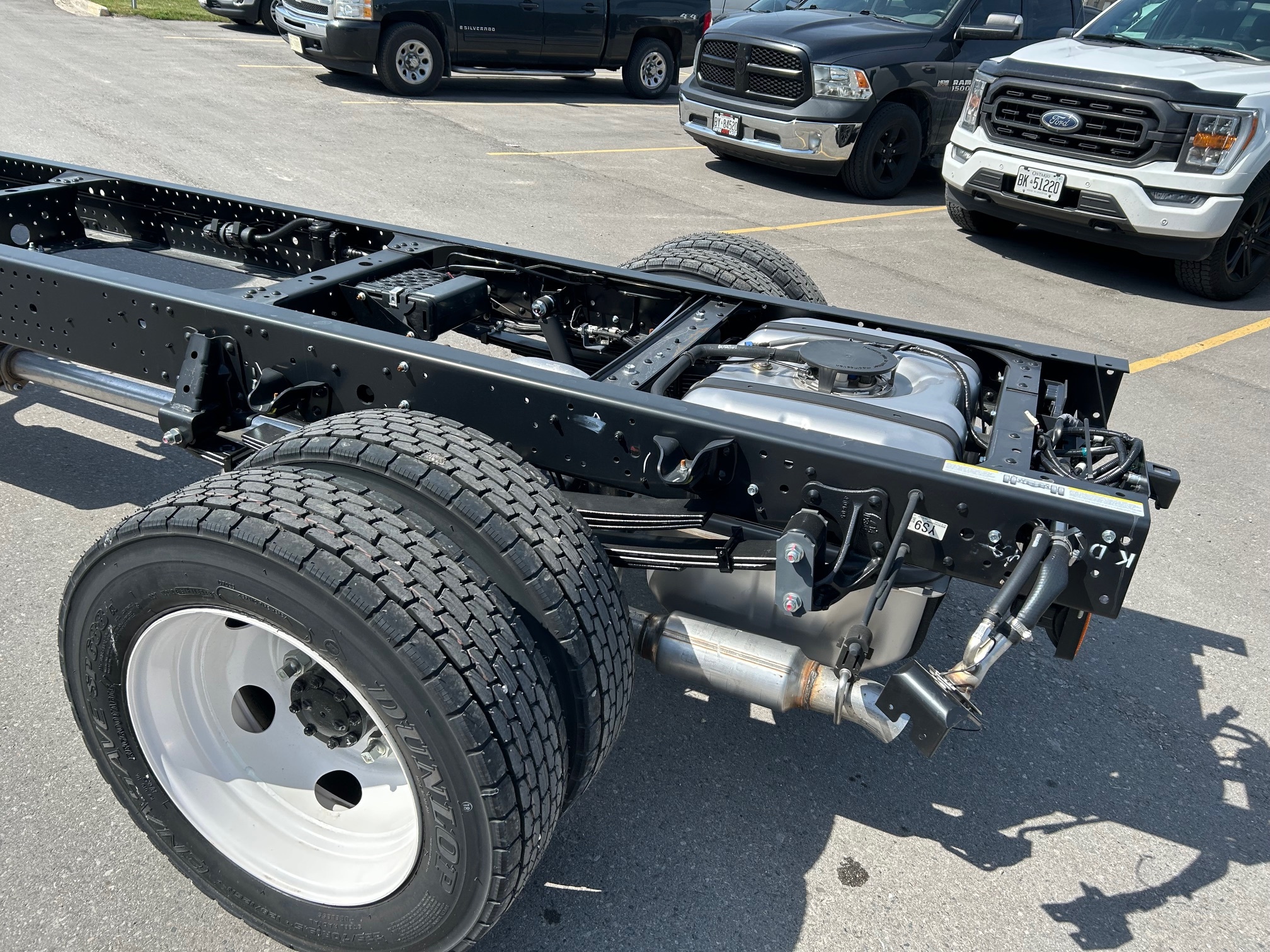 2025 Isuzu NRR GAS 1U4