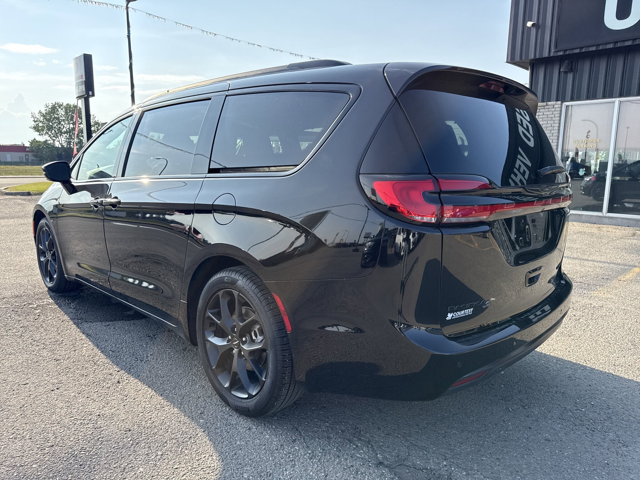 2024 Chrysler Pacifica