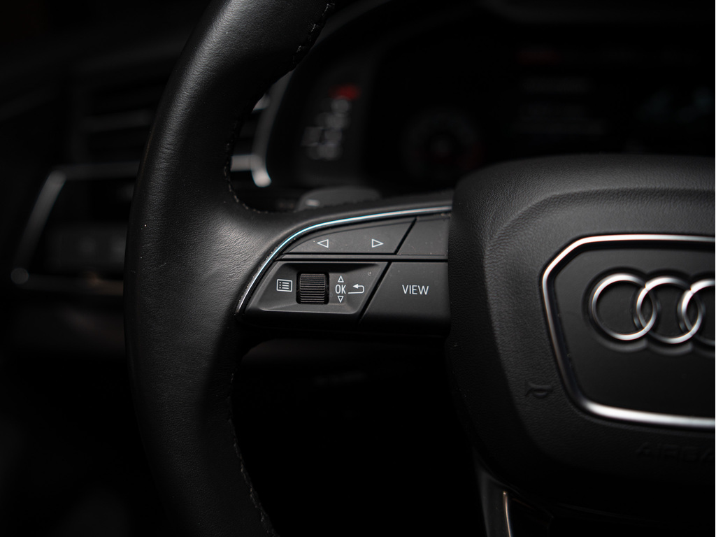 2021 Audi Q7 55 Progressiv, Toronto, Cash