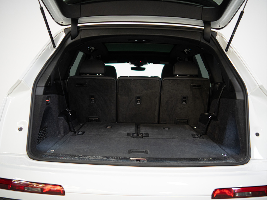2021 Audi Q7 55 Progressiv, Toronto, Cash