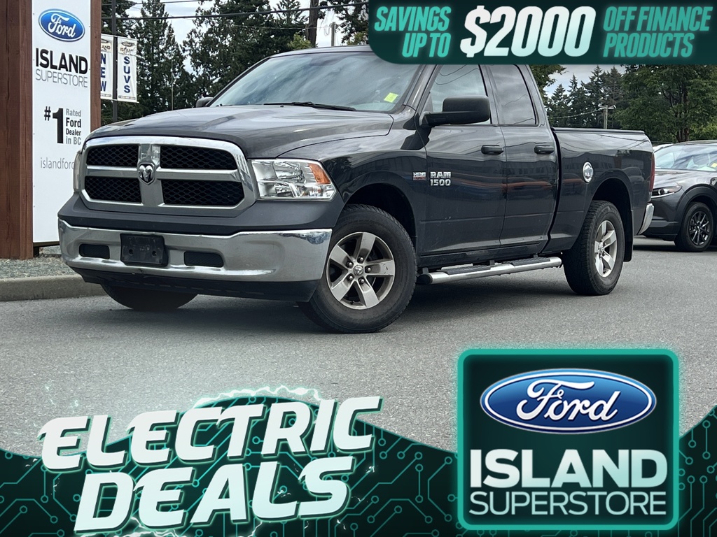 2017 Ram 1500 4WD Quad Cab 140.5 ST