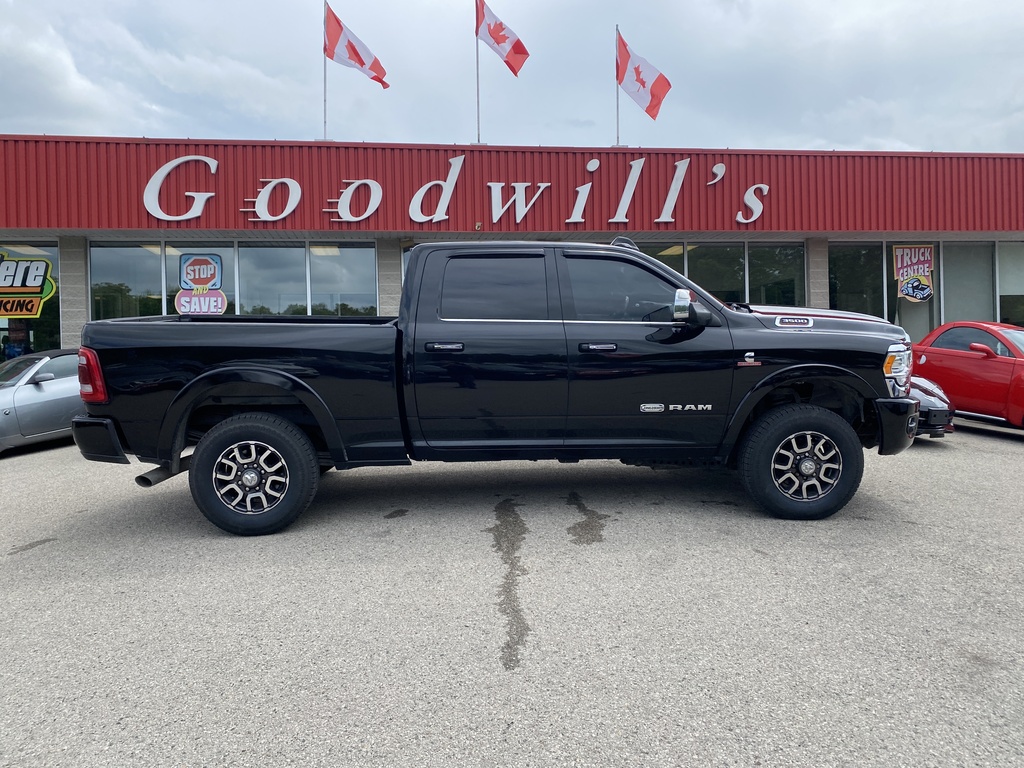 2020 Ram 3500 LONGHORN, DIESEL, SUNROOF, NAV, REMOTE START!
