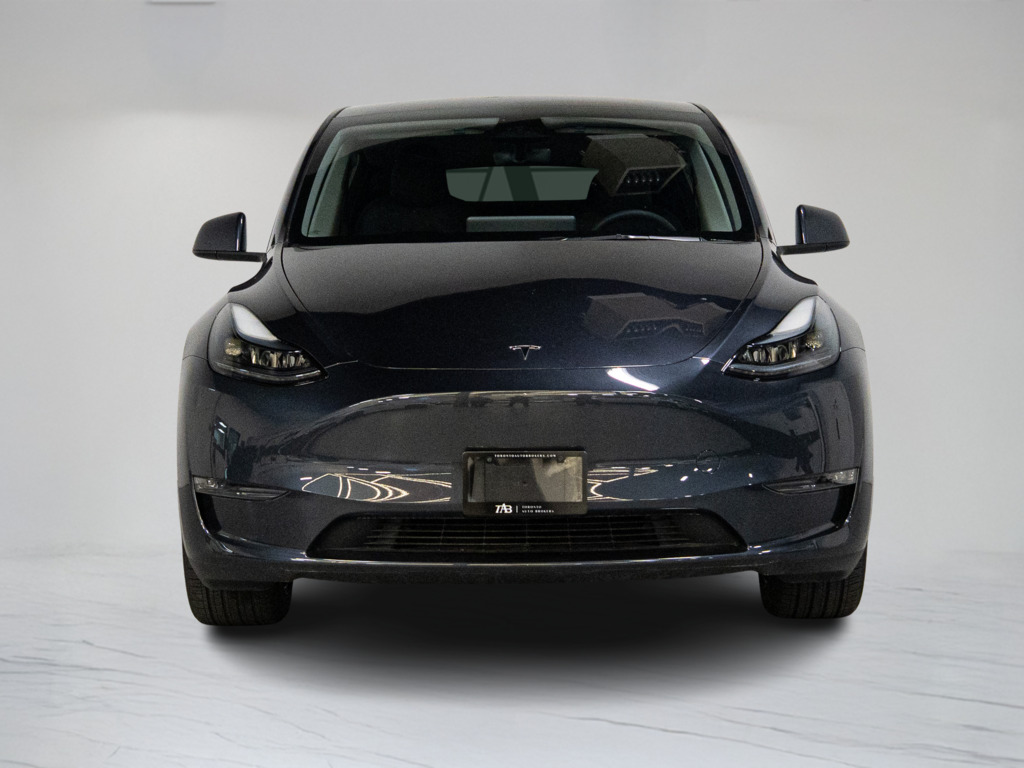 2024 Tesla Model Y Long Range, Toronto, Cash