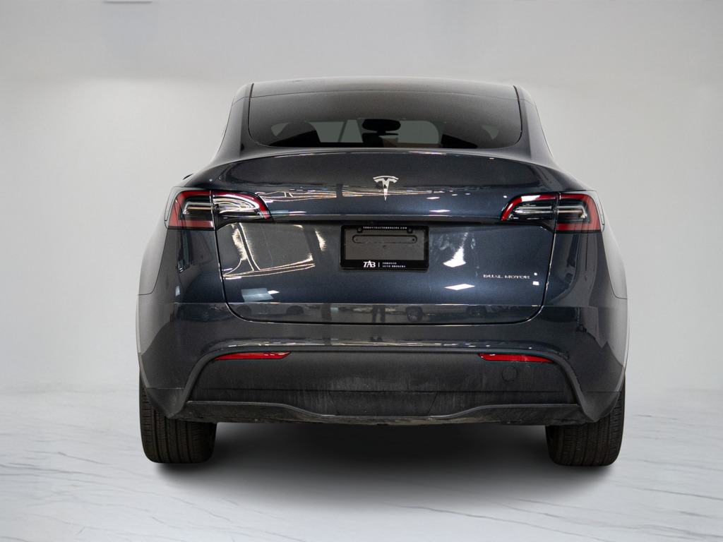 2024 Tesla Model Y Long Range, Toronto, Cash