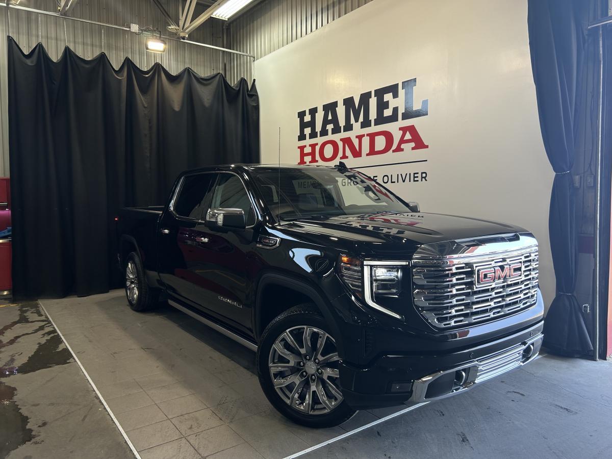 2025 GMC Sierra 1500 Denali Crew Cab 4RM Cuir Boite courte Toit ouvrant