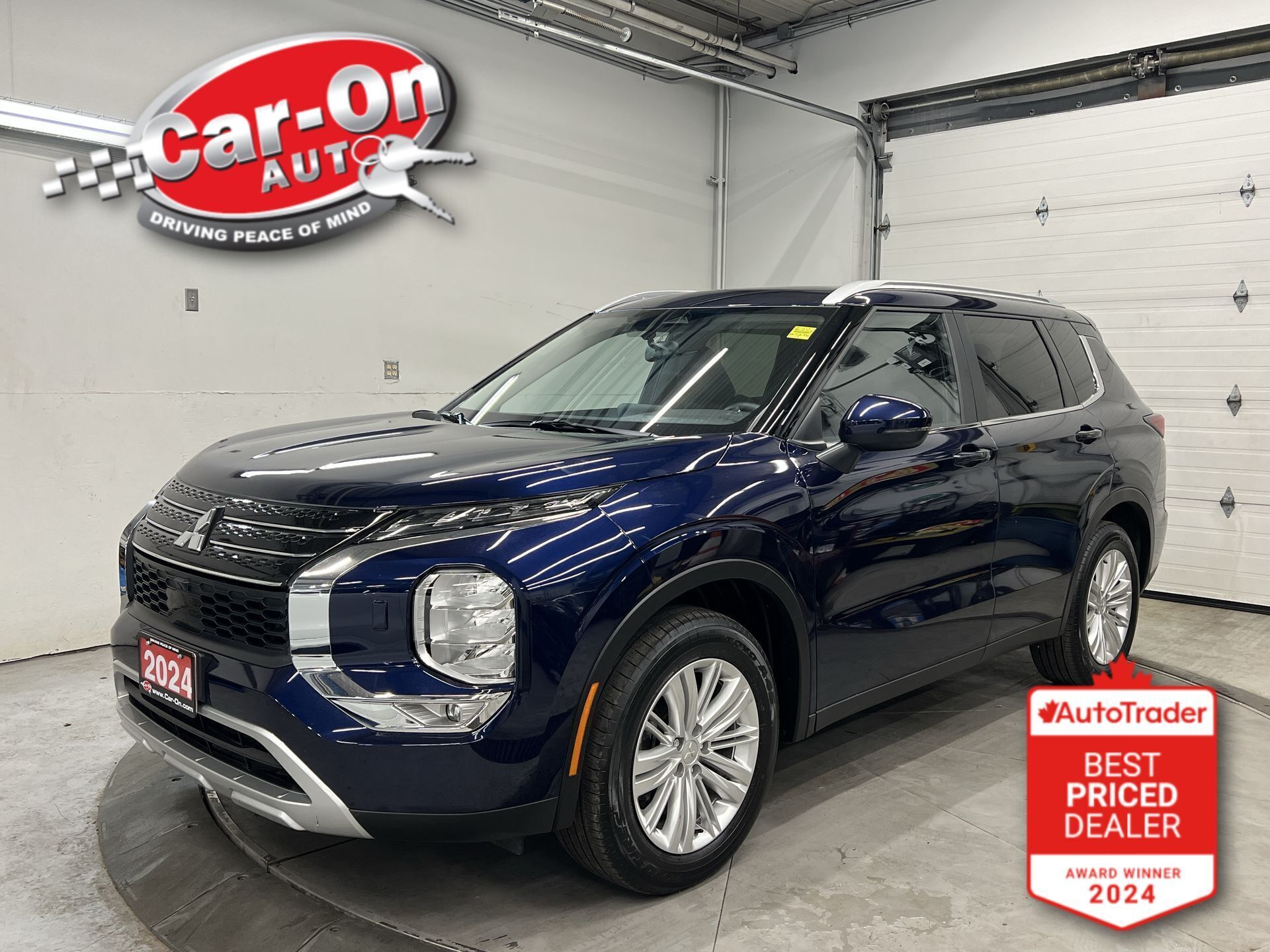 2024 Mitsubishi Outlander SE AWD | 7-PASS| PANO ROOF | HTD SEATS/STEERING