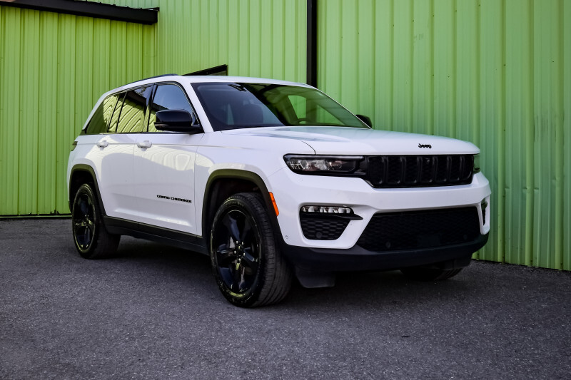 2023 Jeep Grand Cherokee Limited  • HEATED LEATHER • NAV • 360 CAM