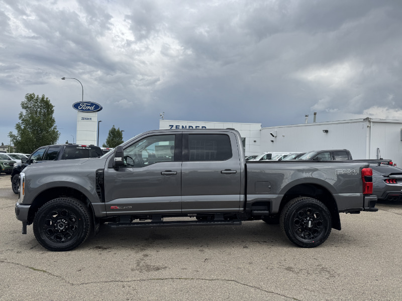 2025 Ford F-350 LARIAT