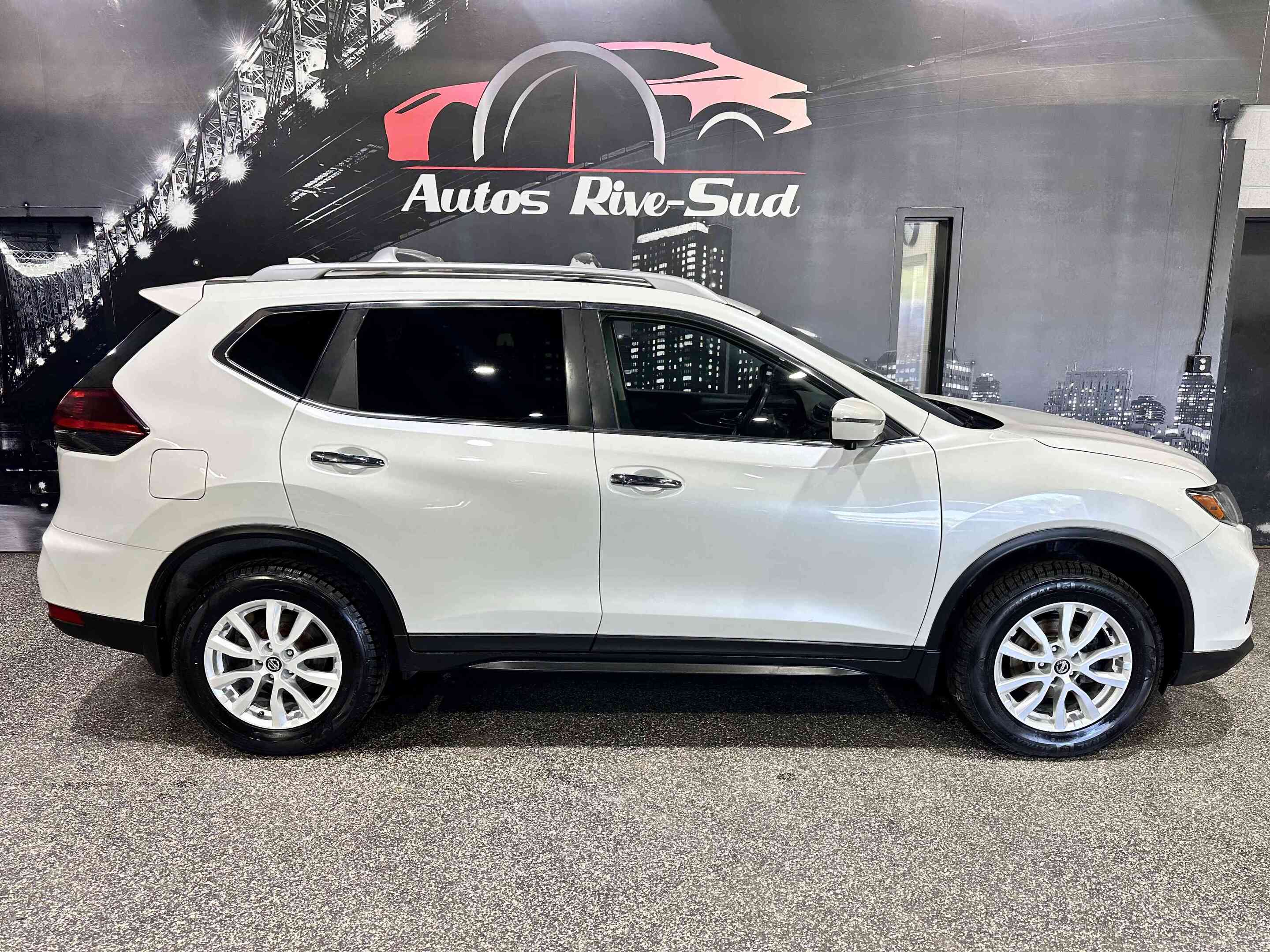 2018 Nissan Rogue SV AWD TOIT PANO CAM 360