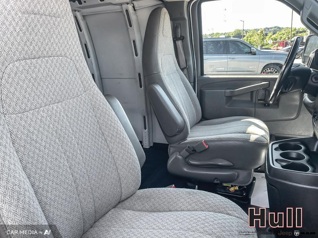2023 Chevrolet Express 3500 Work Van, Toronto, Cash