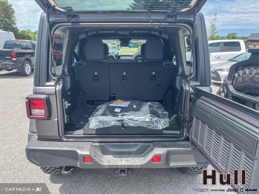 2025 Jeep Wrangler 4-Door Willys, Toronto, Cash