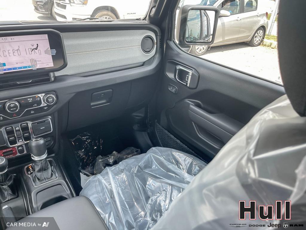 2025 Jeep Wrangler 4-Door Willys, Toronto, Cash