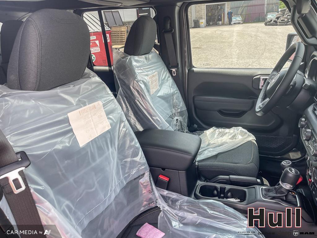 2025 Jeep Wrangler 4-Door Willys, Toronto, Cash