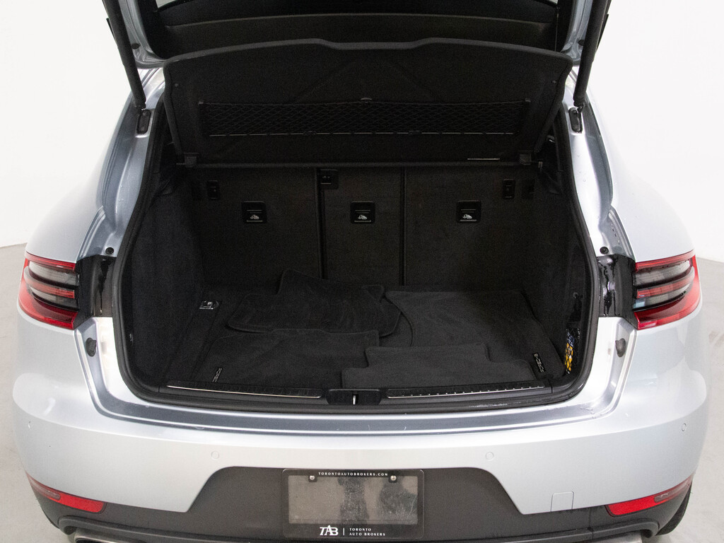 2017 Porsche Macan PREMIUM PLUS PKG   20 IN WHEELS   BOSE, Toronto, Cash