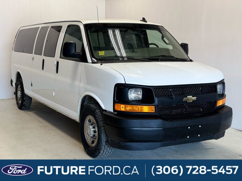 2017 Chevrolet Express Passenger LS | REVERSE CAMERA SYSTEM | REMOTE VEHICLE START