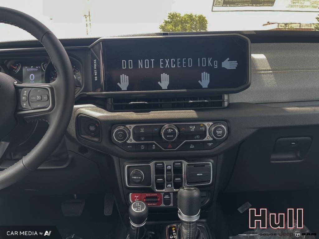 2025 Jeep Wrangler 4-Door Willys, Toronto, Cash