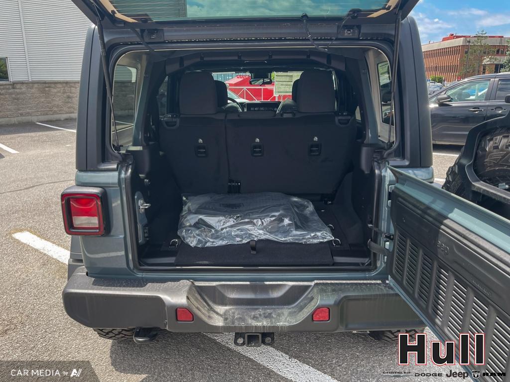 2025 Jeep Wrangler 4-Door Willys, Toronto, Cash