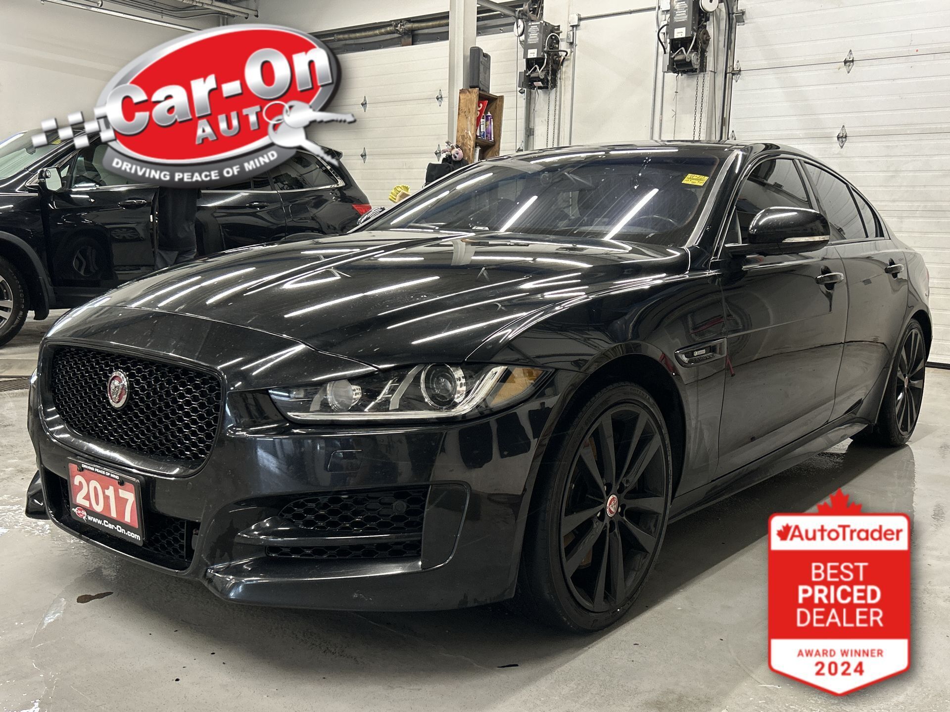 2017 Jaguar XE R-SPORT AWD | COOLED LEATHER | SUNROOF | HUD | NAV