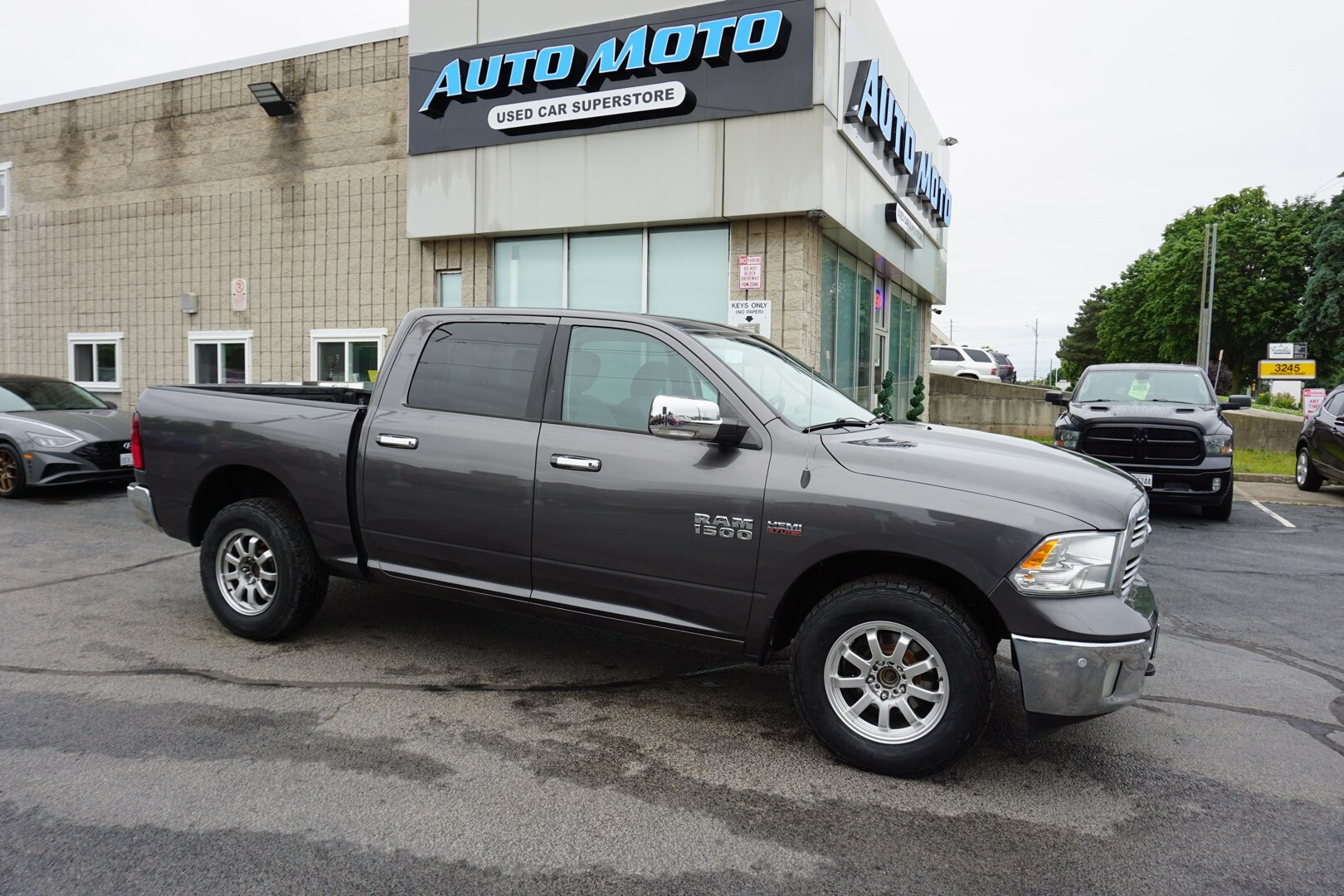 2017 Ram 1500 V8 HEMI SLT-BIG HORN CREW 4WD CERTIFIED CAMERA BLU
