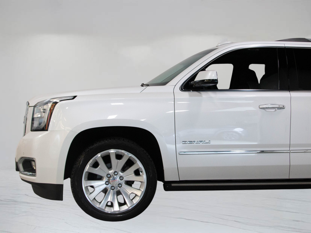 2016 GMC Yukon XL Denali, Toronto, Cash