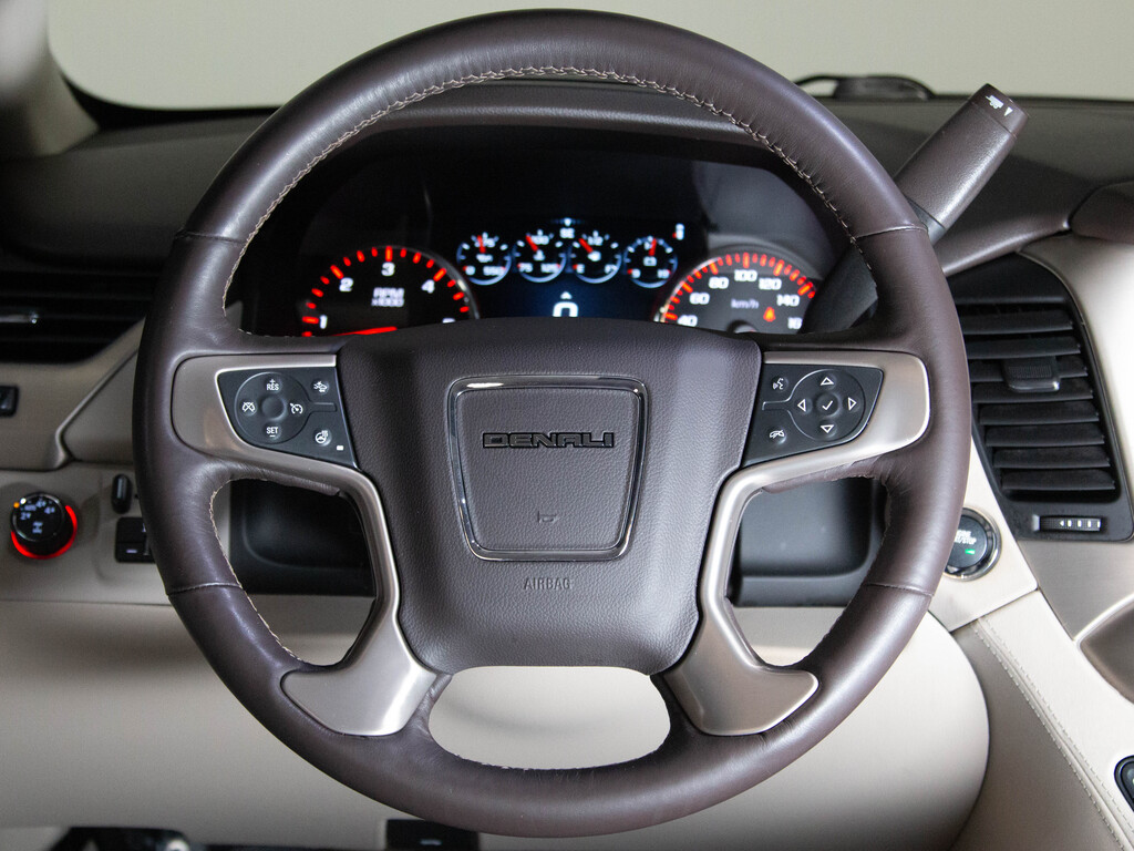 2016 GMC Yukon XL Denali, Toronto, Cash