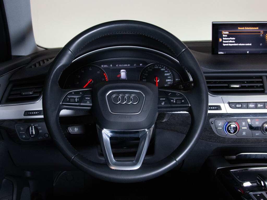 2019 Audi Q7 55 Komfort, Toronto, Cash